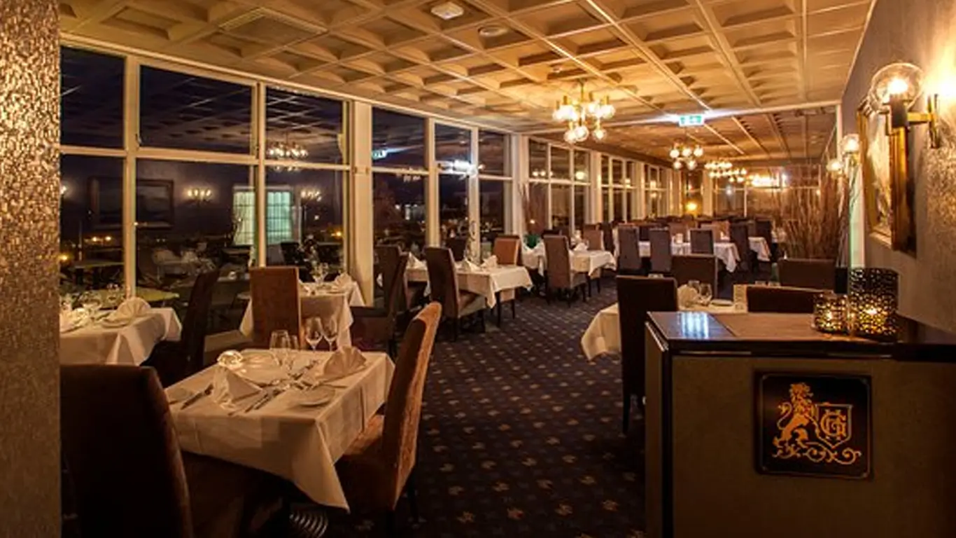 Hotel Restaurant
